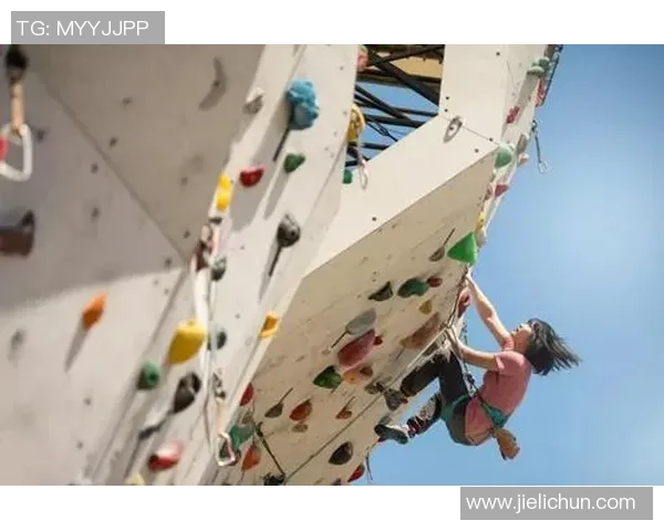 上海极限运动队在世界攀岩锦标赛中的崛起与成长历程揭秘